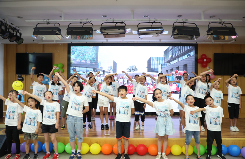 2019年8月17日，中天二建“yl23455都是追梦人”小候鸟公益夏令营圆满落幕。