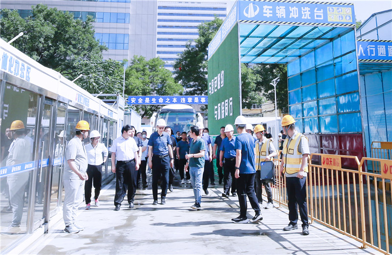 2023年6月8日，河北省生态环境厅主办的省大气污染防治专项督导帮扶动员会在中天北京尖岭城中村改造项目召开。