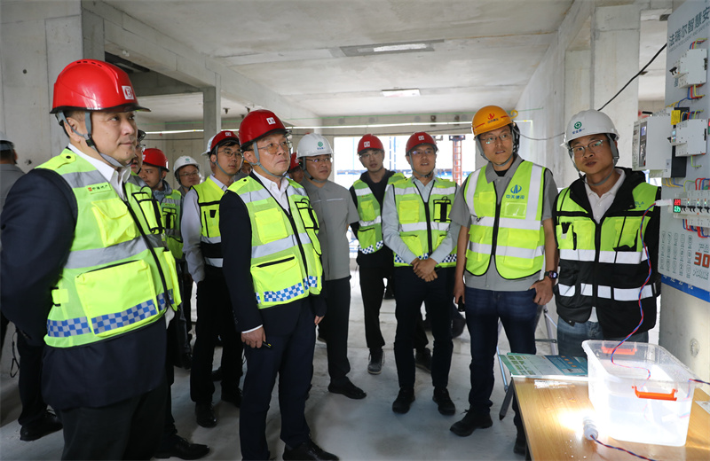 2025年5月23日，中天建设集团在天津组织召开2025年中海发展客户履约推进会。中海发展副总裁郭磊、工程部总经理李建光、中海华北公司工程总徐杨忠等受邀出席。